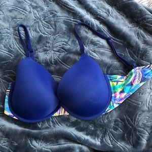 size 34D PINK “wear everywhere t-shirt” bra